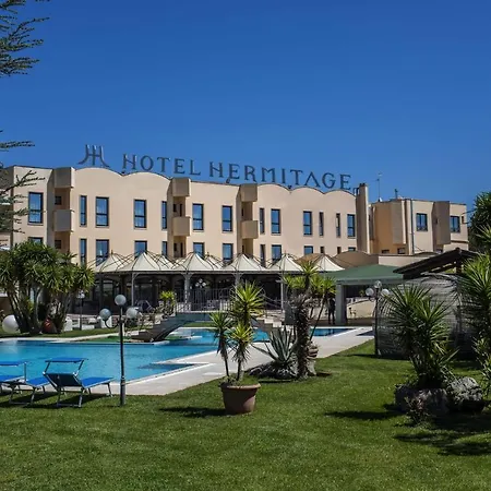 فندق Hermitage 4*