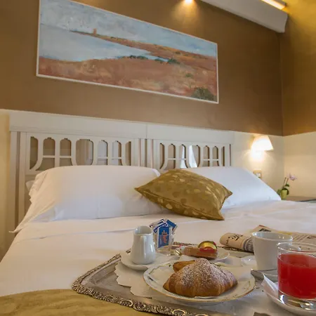 מלון Hermitage גלאטינה